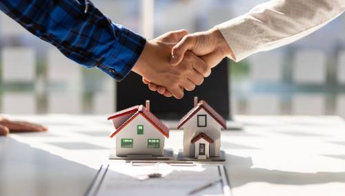 Comment se déroule l’évaluation des biens immobiliers et mobiliers